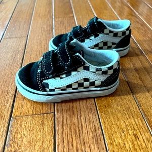 Vans Toddler 5.5 Black and White Check Old Skool Shoes